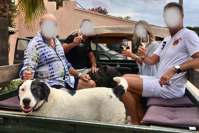 4x4 tour in a winery followed by a tasting - Why the Land Rover matters