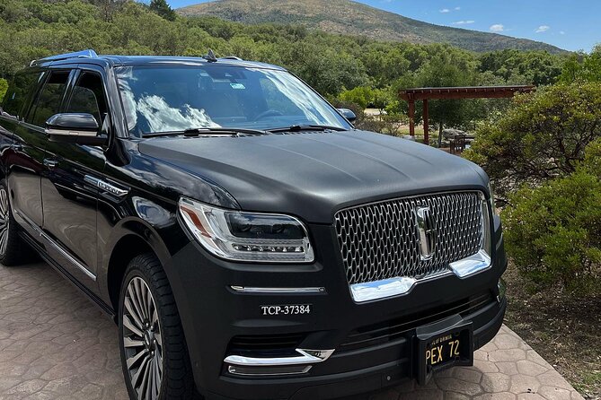 6-Hour Private Wine Country Tour of Napa Valley (up to 6 people) in Large SUV - A private Napa day begins with the vehicle