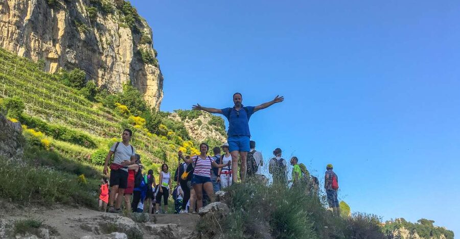 Amalfi: Walking tour between Furore vertical Vineyards - Why Furore’s vineyards make this walk different