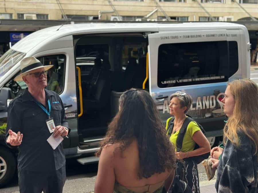 Auckland: Wine region tour with tastings and gourmet lunch - Practical details before you reserve