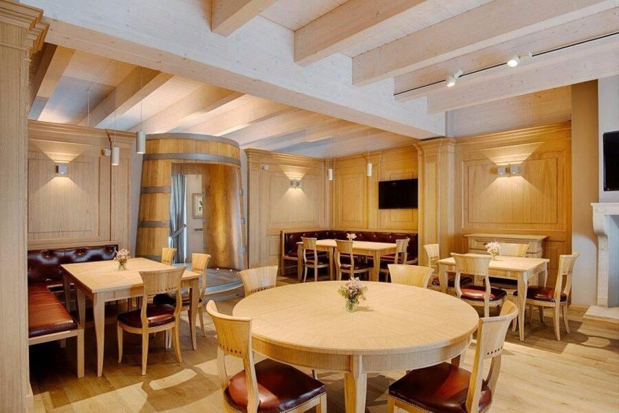 Bologna Vineyard Vista: a journey through Emilian wines - Who will enjoy this most