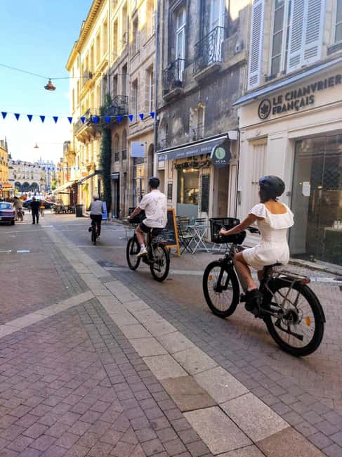 Bordeaux by Gravel Bike : Historic center & vineyards - Crossing into Entre-Deux-Mers