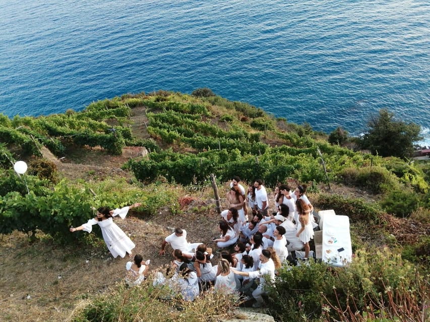 Cinque Terre: tasting in the cellar with visit to vineyards - Timing, language, and a few practical points