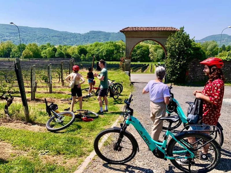 Como: Lake Como and Swiss Vineyards Ebike Tour - Villa Olmo and the approach to Cernobbio