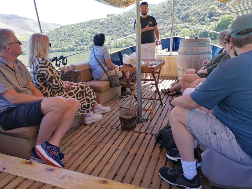 Douro Valley Sunset: 1 Winery visit & 1-h Boat Tour - Viewpoints along the N222