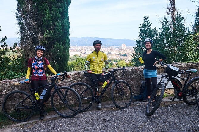 E-bike Tuscany and Chianti Self-Guided Tour with Vineyard Visit - Leaving Florence by way of Bellosguardo