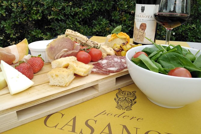 Enjoy a meal with wine tasting in the vineyard of Podere Casanova - Practical details before you book