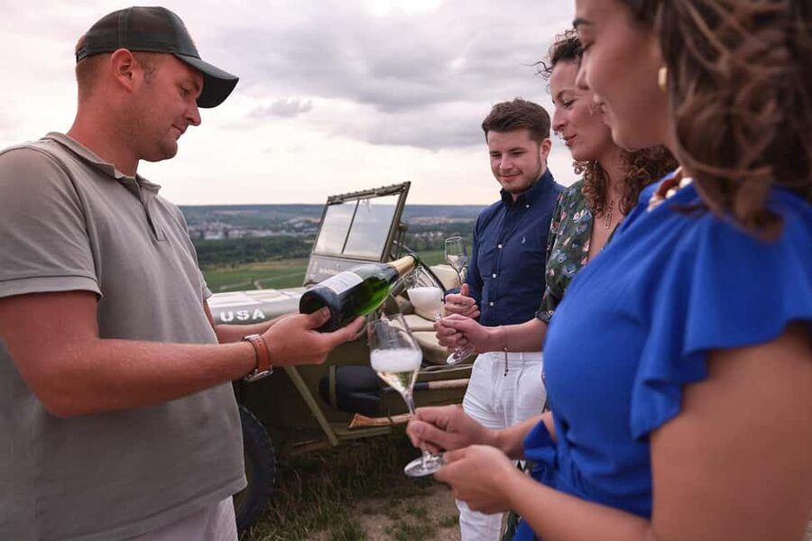 Epernay: Jeep tour of the vineyards with tasting and visits - Comfort, weather, and timing