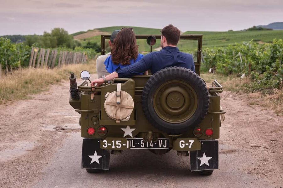 Epernay: Jeep tour of the vineyards with tasting and visits - Who will get the most from this experience