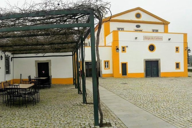 Evora & Alentejo Wine Region Private Luxury Tour - Jardim Diana and the Roman Temple
