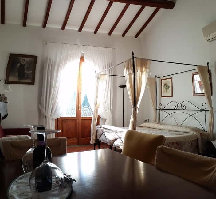 Florence: Wine Tasting at a Vineyard With a Local Winemaker - Food pairings and the longer stay
