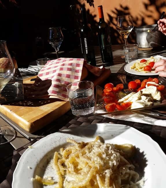 Florence: Wine Tasting at a Vineyard With a Local Winemaker - Group size, guides, and atmosphere