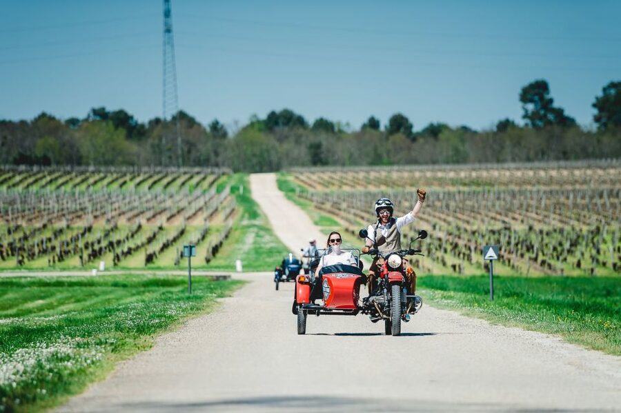 From Bordeaux: Médoc Vineyard and Chateau Tour by Sidecar - What the guide adds to the day