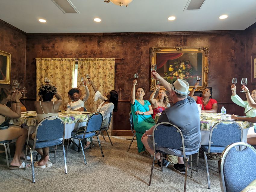 From DC: Premium Virginia Wine Country Tour with Tastings - FAQ