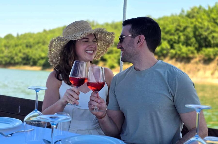 From Durrës: Albanian Wine Tasting with Vineyard & Boat Tour - Why this wine tour is a good change from the coast