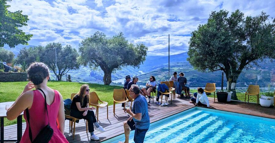 From Porto: 2 Wine Regions, Farm-to-Table Lunch & Boat - How much wine and food should you expect?