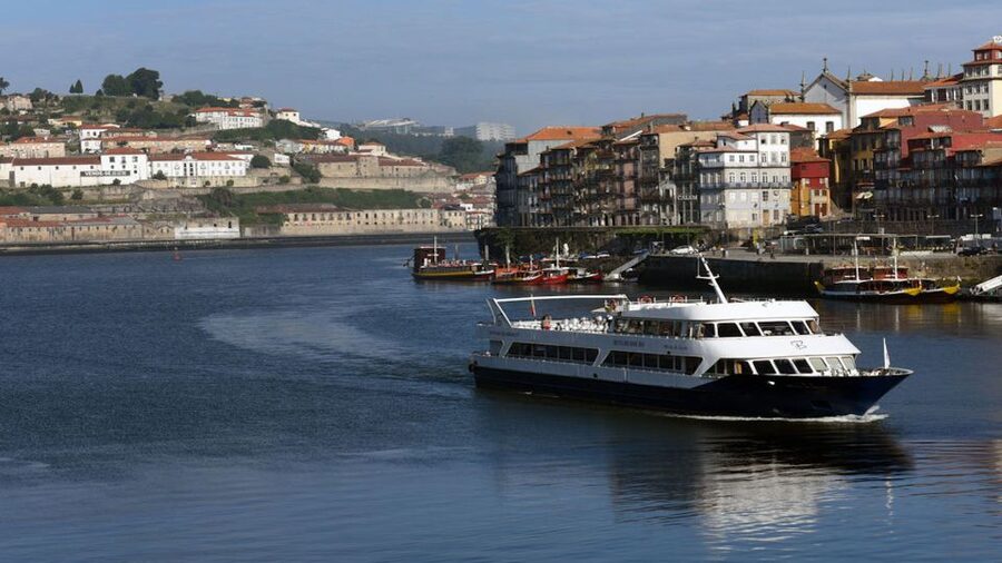 From Porto: Douro River Cruise, Winery Visit & Lunch - From Estiva Quay into the Douro Valley