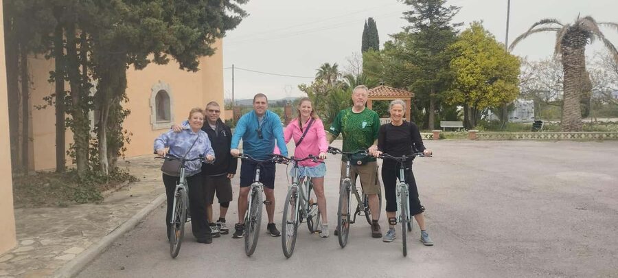From Sitges: Cycling Tour with Winery visit and Tasting - Should you book the Sitges wine cycling tour?