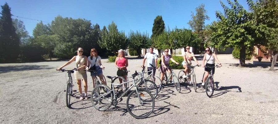 From Sitges: Cycling Tour with Winery visit and Tasting - Who should book this experience