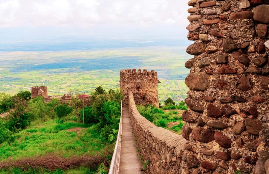 From Tbilisi: Kakheti Wine Region Tour with 9 Wine Tasting - Why this $15 Kakheti trip is such a useful first day