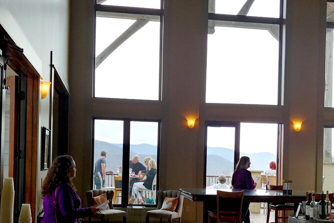 Full-Day Wine Country Wine Tastings From Atlanta - Planning food, clothing, and your tasting pace