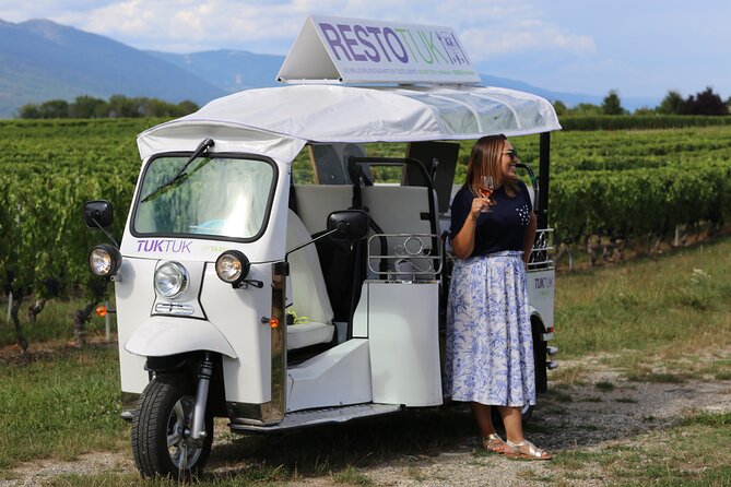 Geneva Panoramic & Tasting Vineyards Tour in an Tuk Tuk - Geneva to Satigny by electric tuk-tuk