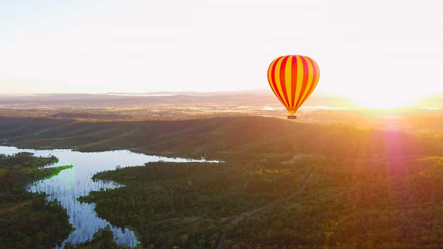 Gold Coast: Hot Air Balloon Flight and Vineyard Breakfast - Who Will Enjoy This Most?