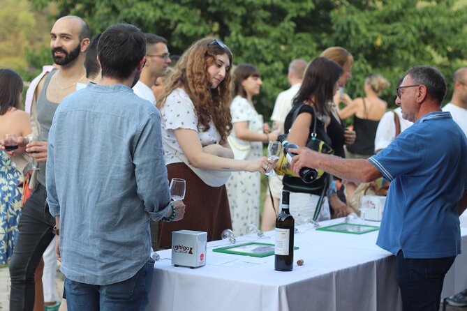Guided Walk and Lunch in the Vineyard in Alba - A Langhe lunch with several courses