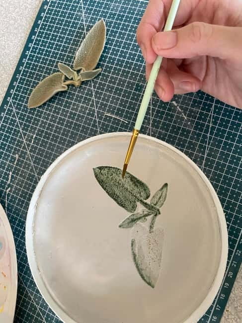 Karpathos: Botanical Clay Workshop & Pottery in a Vineyard - Starting with seasonal plants near Othos