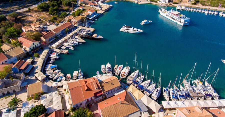 Kefalonia: Full-Day Island Tour with Winery Visit - Fiscardo closes the day with food and old architecture