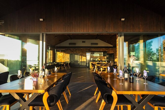 Krakow Vineyard Tour with Wine Tasting and Dinner - How the meal changes the feel of the tour