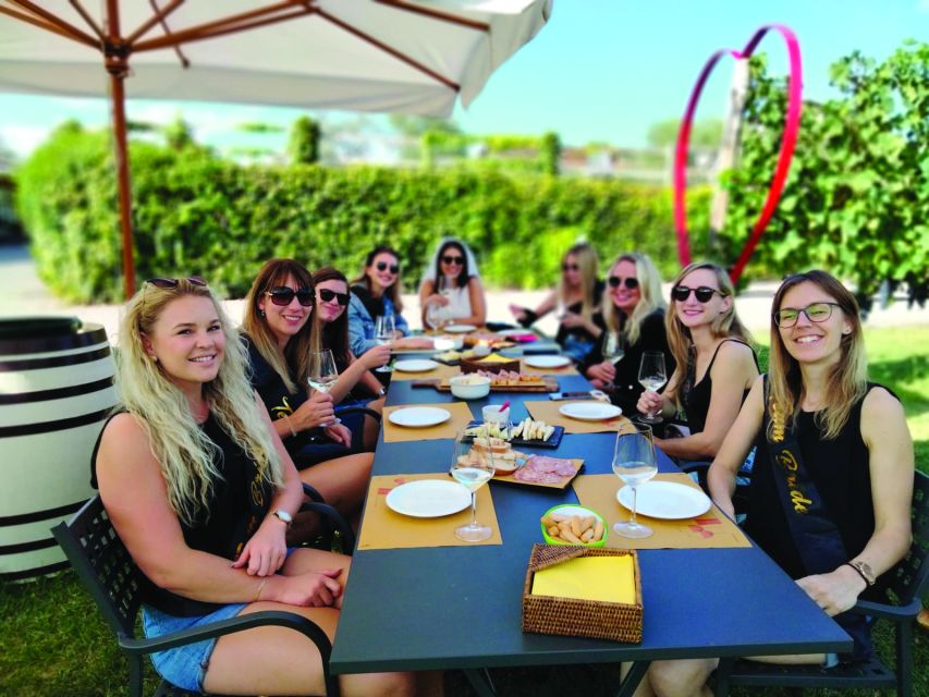 Lake Garda: Wine and Food Tastings in the Vineyards - Sun, shade, and changing weather