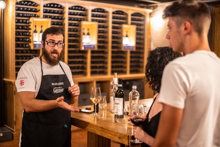 LANGHE : Vespa Tour to the Wine Region of Barolo - Monforte d’Alba: the final village visit