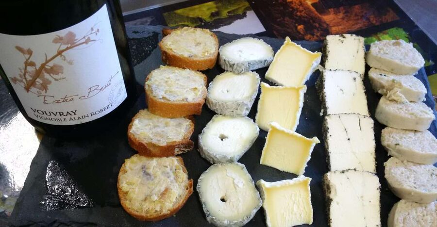 Loire Valley: Vouvray Vineyard Tour and Wine Tasting - Following the grapes from harvest to cellar