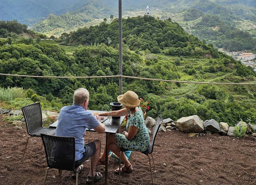 Madeira: Vineyard Tour w/ Wine Tasting & Skywalk - Starting in Câmara de Lobos, Madeira’s old fishing harbor