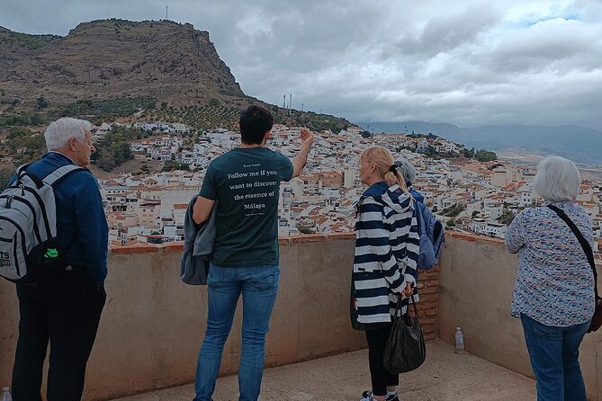 Málaga Small‑Group Wine Tour – Álora Castle Views & 4 Tastings - Why Álora makes a good wine day from Málaga