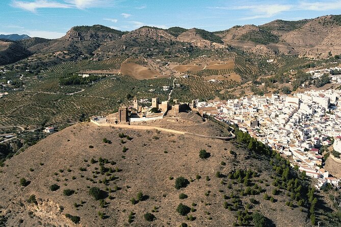 Málaga Small‑Group Wine Tour – Álora Castle Views & 4 Tastings - Álora Castle over a Roman camp