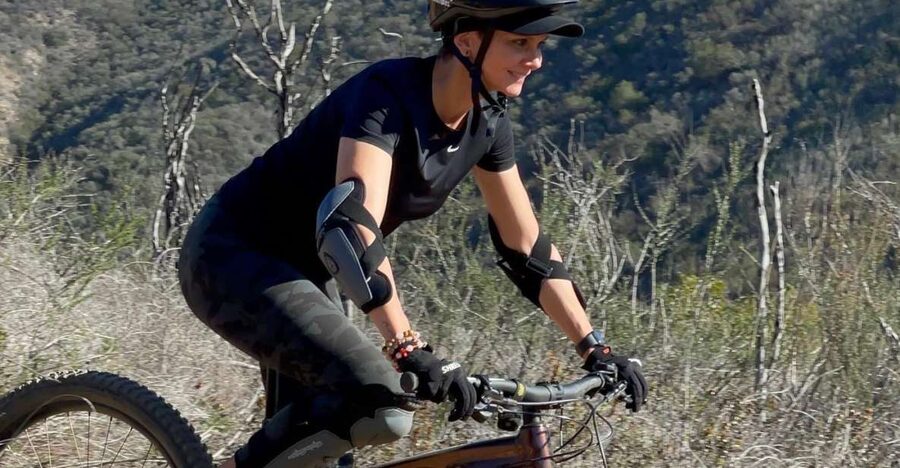 Malibu Wine Country: Electric-Assisted Mountain Bike Tour - From the yellow FJ Cruiser to Zuma Ridge