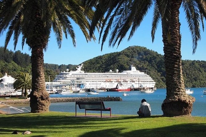 Marlborough Wine Region Tour from the Port of Picton - Leaving Picton for Marlborough wine country