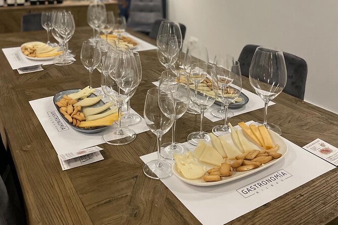 Mastering The Rioja Wine Region with a Sommelier (With Cheese Pairings) - Five Rioja wines, one useful lesson at a time