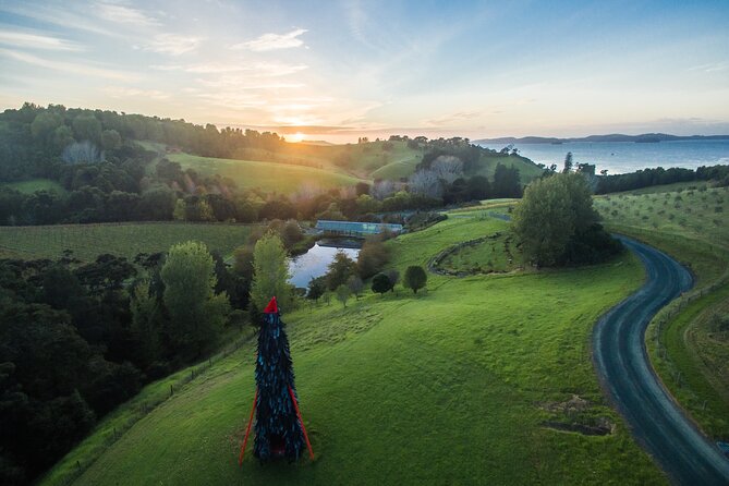 Matakana Art & Vineyard Experience incl. Lunch & Wine Tasting Tour From Auckland - Sculptureum offers a different kind of art stop