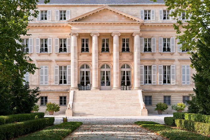 Médoc Region Half-Day Wine Tour with Winery Visit & Tastings from Bordeaux - Leaving Bordeaux in a minivan of eight