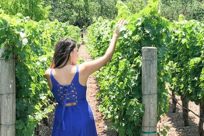 Minoan Crete: Knossos Palace, Winery Visit and Lunch at Peza - Lunch and free time in Archanes