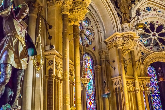 Montserrat,Vineyard, Wine Tasting Small Group Tour & Hotel Pickup - Free time on a 4,000-foot mountain