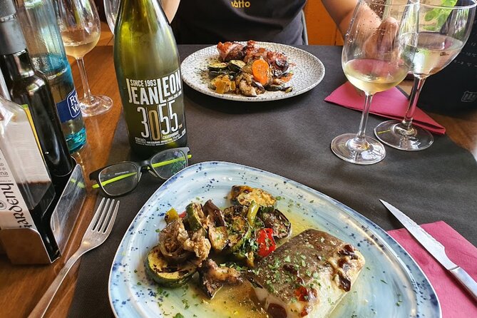 Montserrat & Winery Visit Tour with Traditional Farmhouse Lunch - Who should book this day trip?