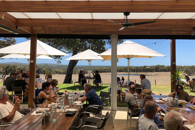 Mornington Peninsula Wine Region Tour - How the private minivan affects the day