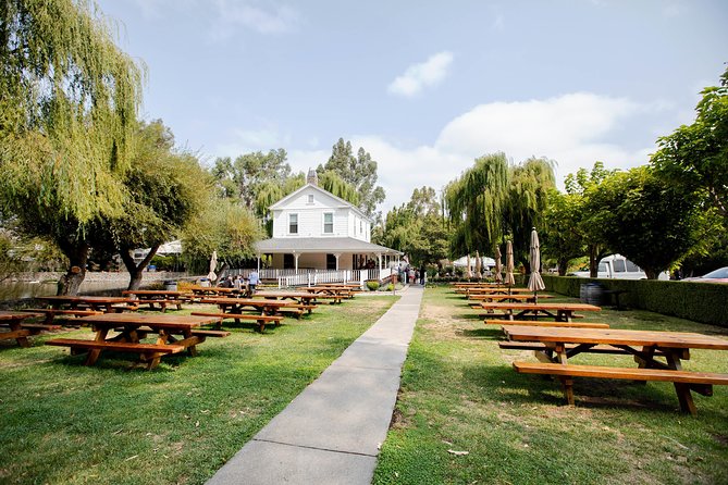 Napa and Sonoma Wine Country Full-Day Tour from San Francisco - The coach, guide, and pace