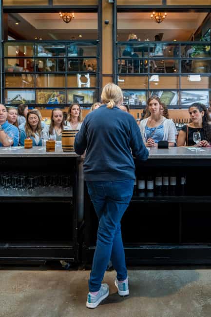 Newport: Vineyards Winery Tour + Tasting - Cancellation and booking details