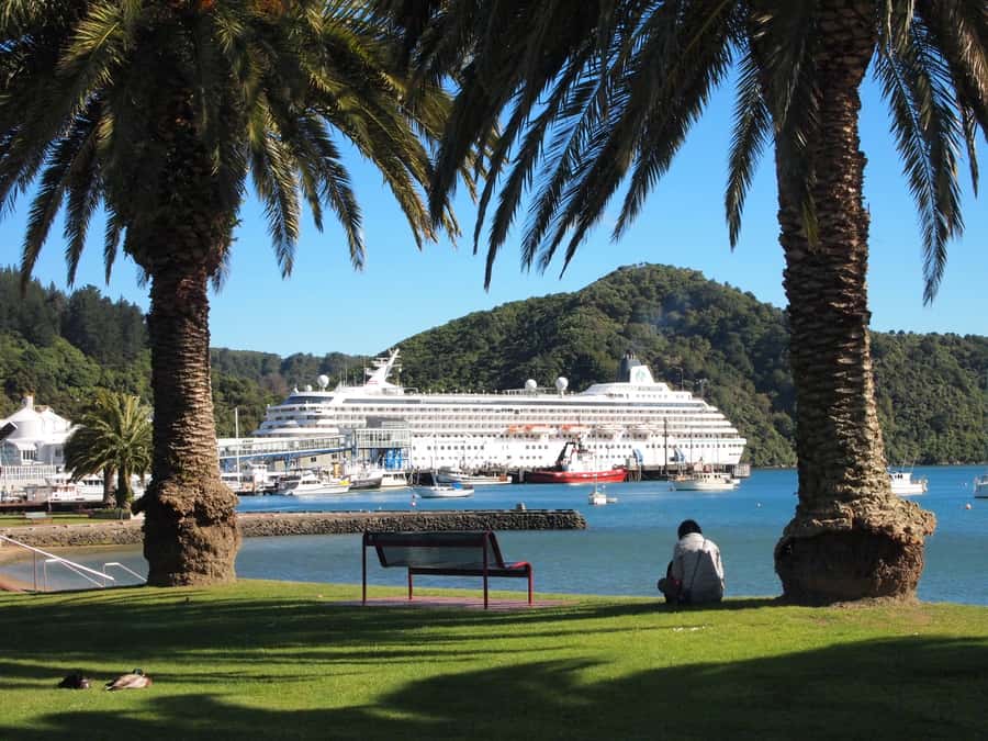 Onshore Highlights of Marlborough's Wine Region from Picton - What the guide adds to the day