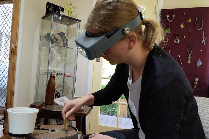 Opal polishing workshops in beautiful Mudgee wine country - Key points to know before booking